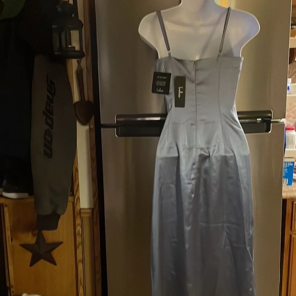 Hollywood Satin Midi Dress - Picture 7 of 15